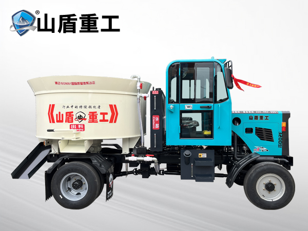 3200型四驅(qū)攪拌運輸車